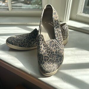 Leopard Print Flats